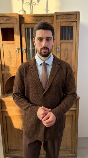 Кардиган AMT Коричневый фактурный на пуговицах